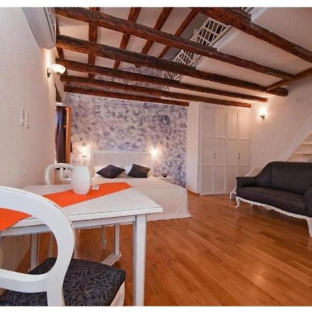 San Cristoforo Accommodations Rovinj - Garzotto エクステリア 写真