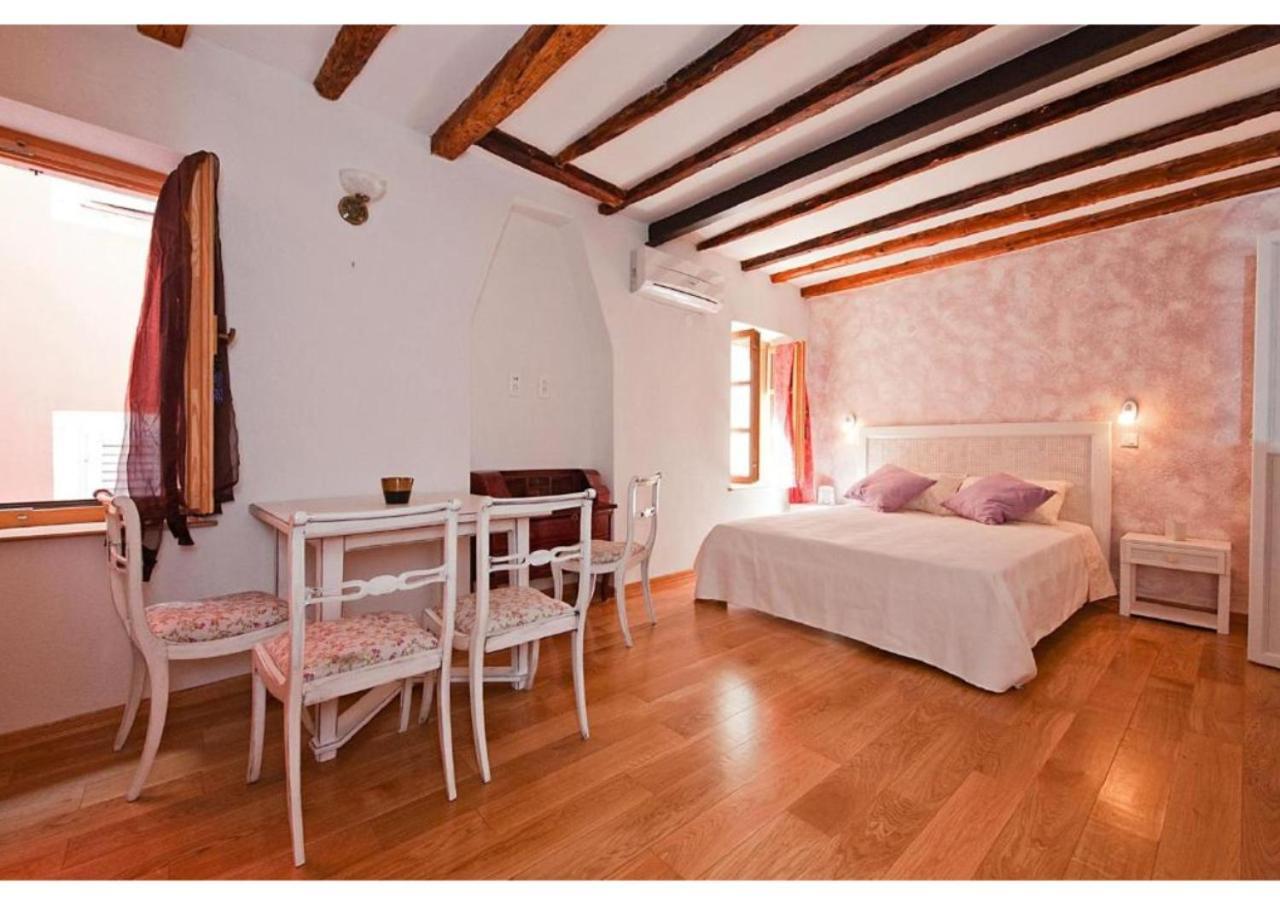 San Cristoforo Accommodations Rovinj - Garzotto エクステリア 写真